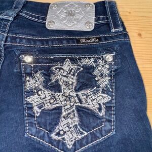 Miss Me Denim‎ Bermuda Shorts Cross Embellished Mid Rise Size 26